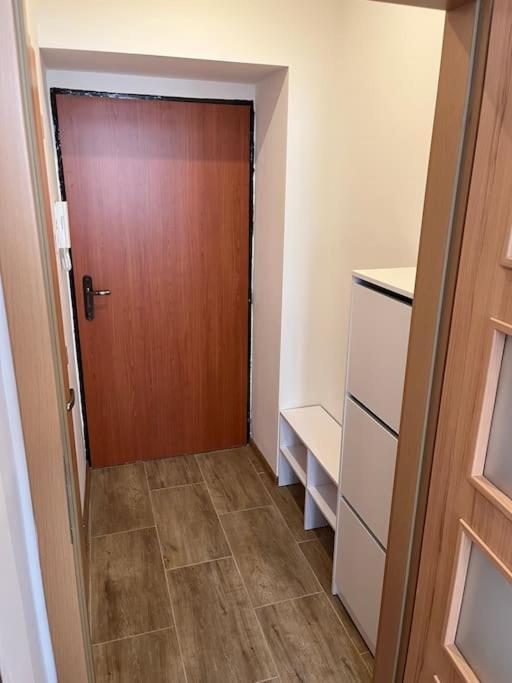Brand New Apartment In The Heart Of Bratislava Exteriör bild